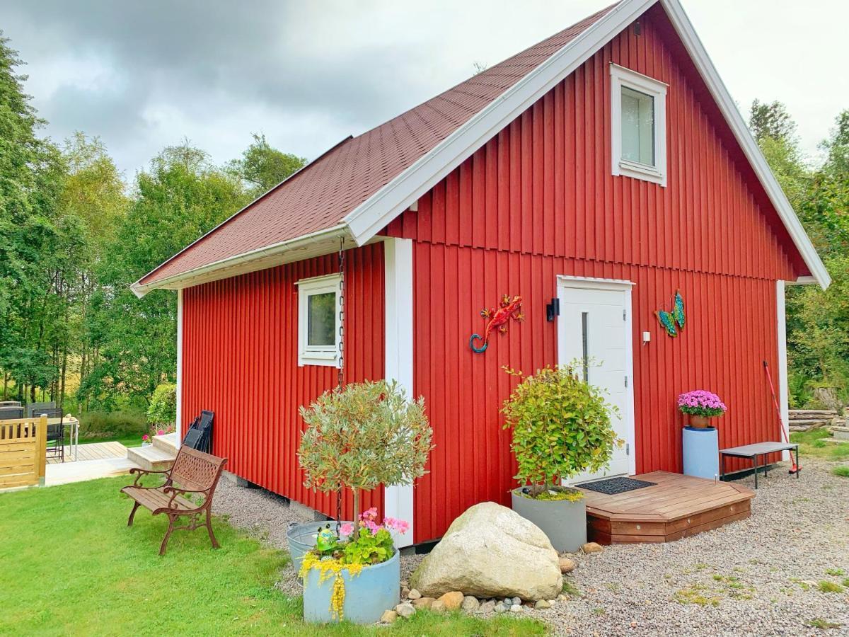 The Blomsholm Cabin - Load Your Electric Car Strömstad Dış mekan fotoğraf