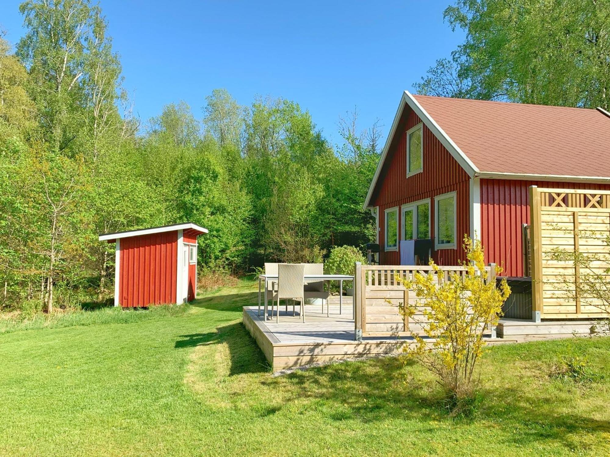 The Blomsholm Cabin - Load Your Electric Car Strömstad Dış mekan fotoğraf